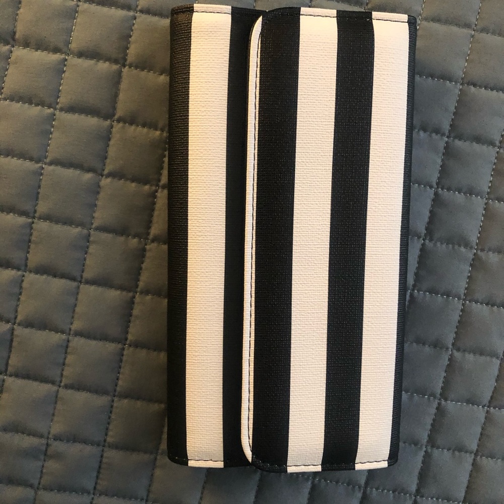 KUT From the Kloth Black & White Wallet